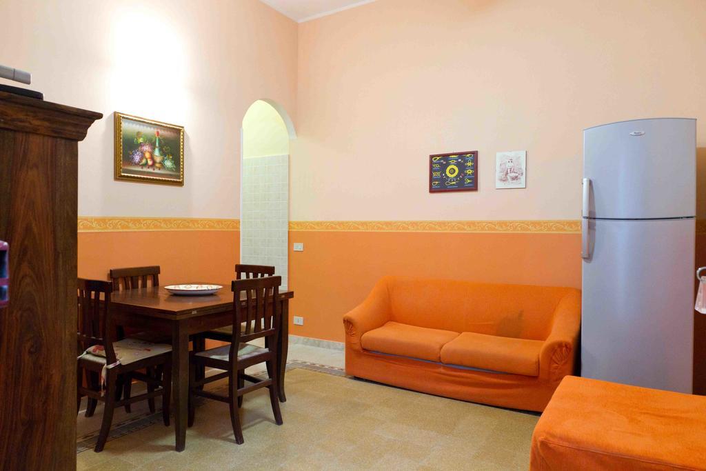 Casa Vacanza Albamarina Trapani Værelse billede