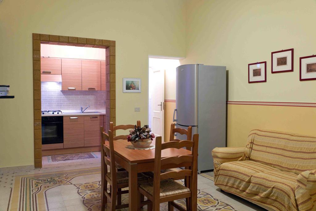 Casa Vacanza Albamarina Trapani Værelse billede